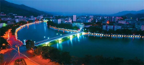 雏鹰乒乓球培训